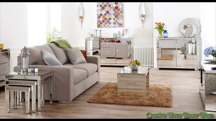 20 Beautiful Living Rooms With Mirrored Furniture Mirrored furniture set for bright living room