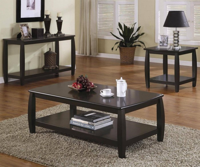 Styling Two Matching Sofa End Tables - Dream Green DIY Matching end table furniture for sofas